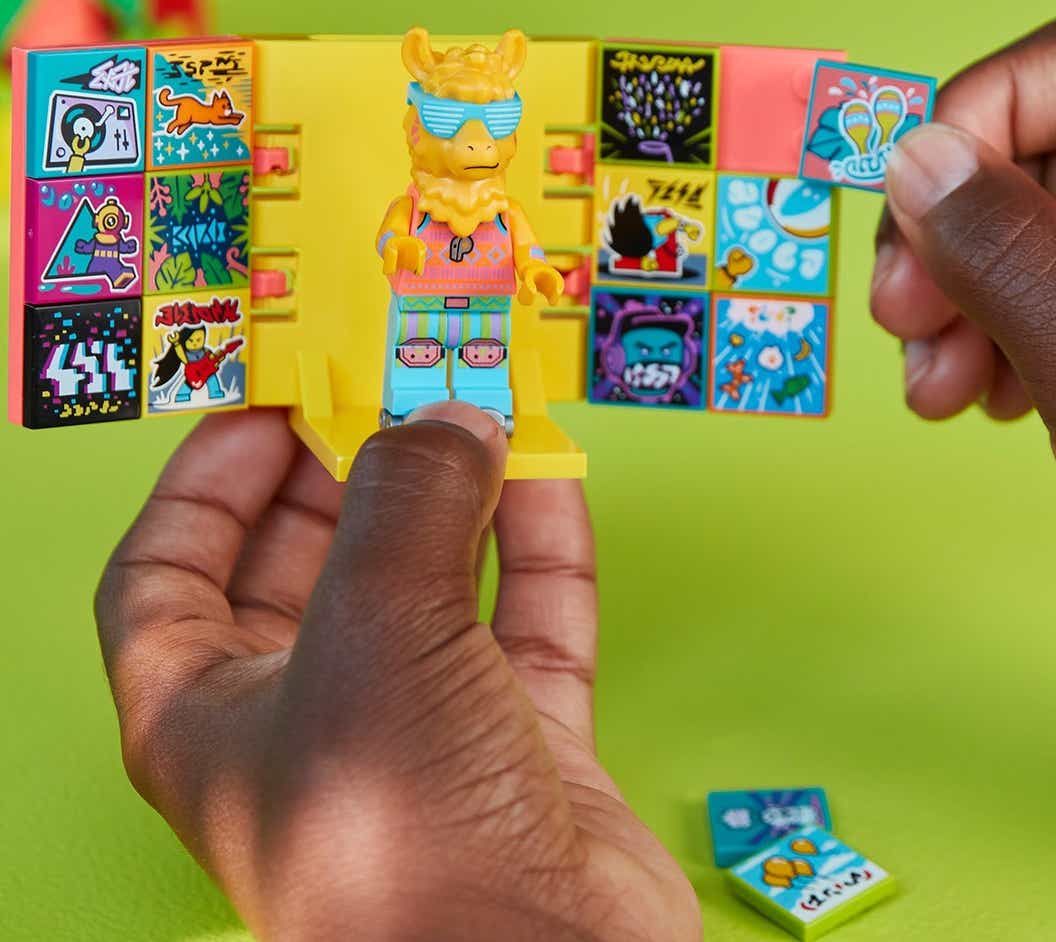 Lifestyle image of the llama beat box with selected beat bits