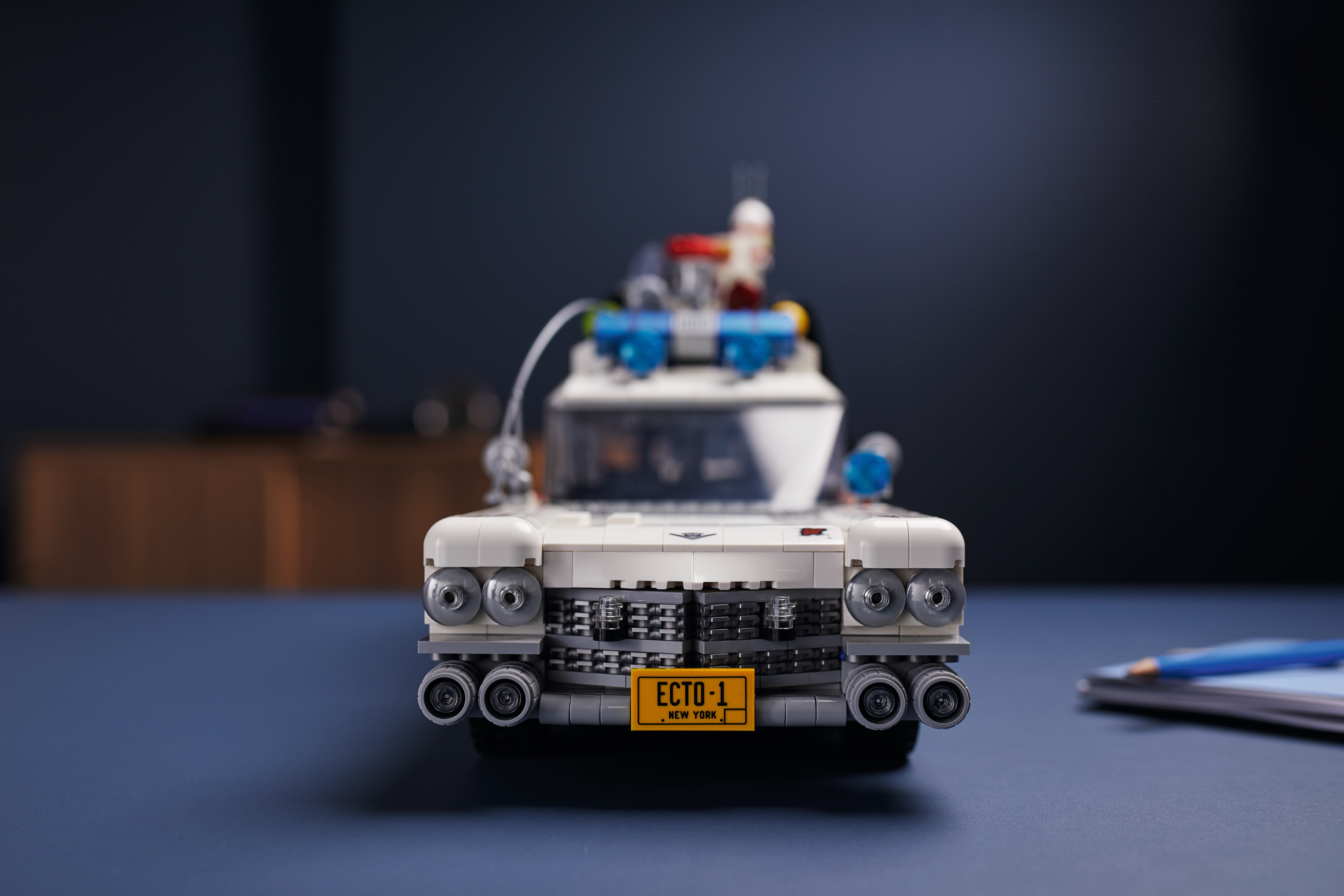 Ghostbusters ECTO-1 - LEGO.com