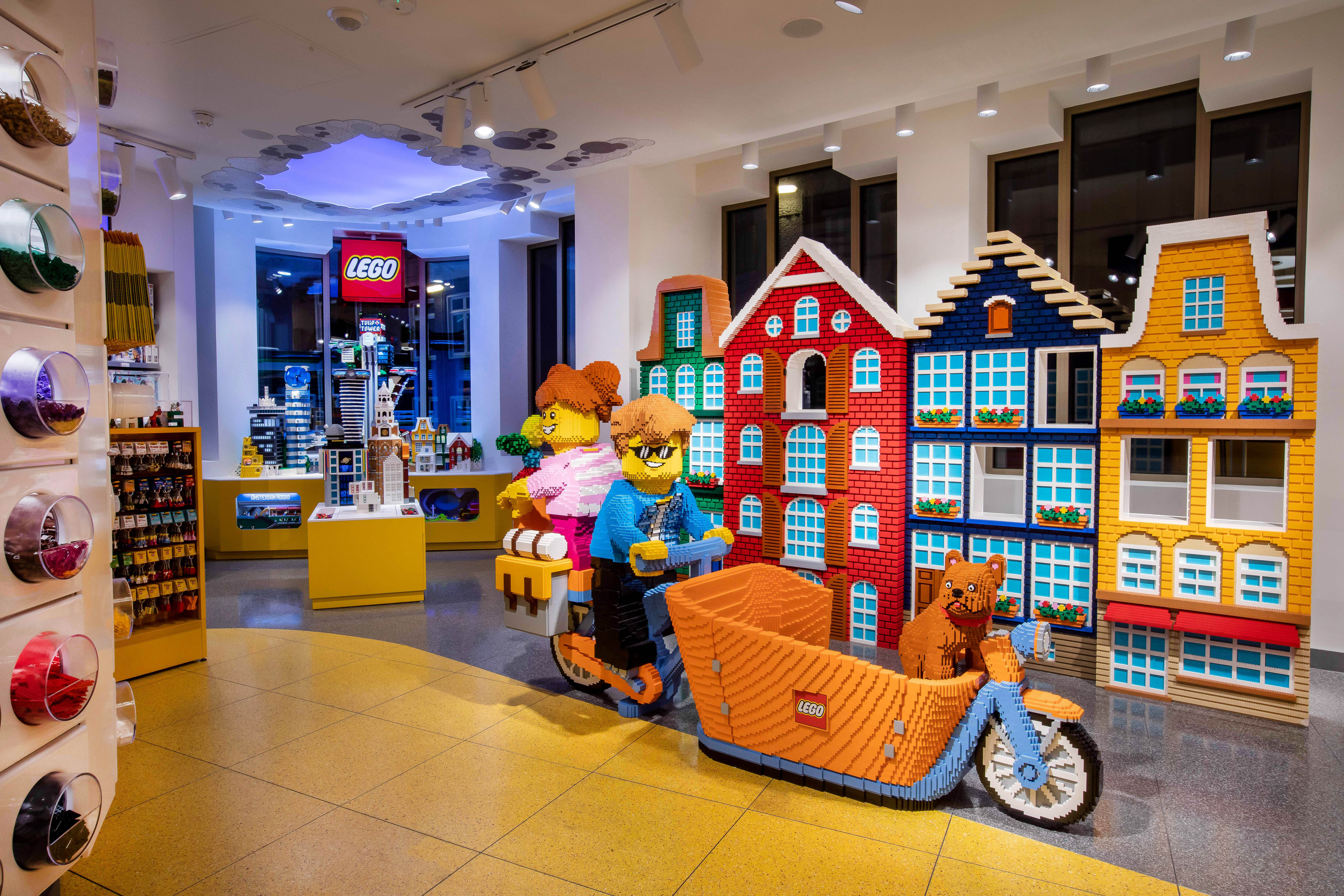 LEGO Flagship Store Amsterdam Us LEGO.com