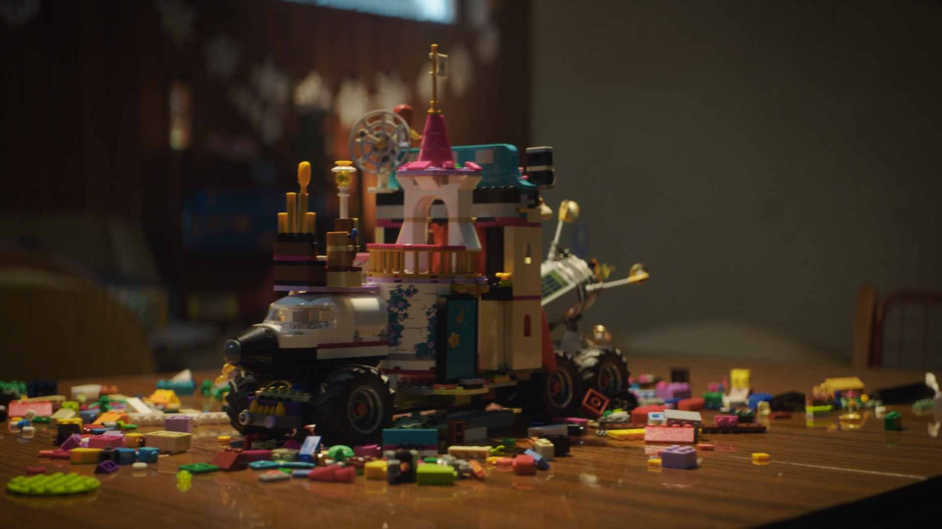 Charlotte Bronte produktion Indføre Holiday campaign 2022 - About Us - LEGO.com