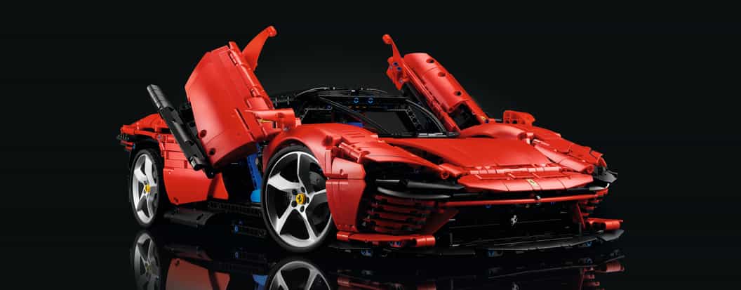 Beauty shot image of the new LEGO® Technic™ Ferrari Daytona SP3