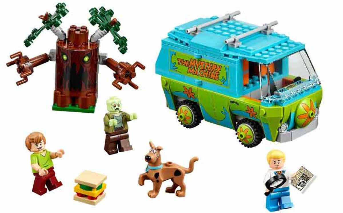 LEGO Group Partners with Warner Bros. Consumer Products to Announce