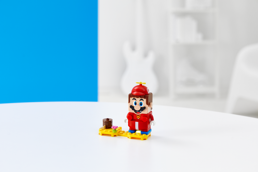 Image of LEGO Super Mario with Propeller Mario Power-Up Pack