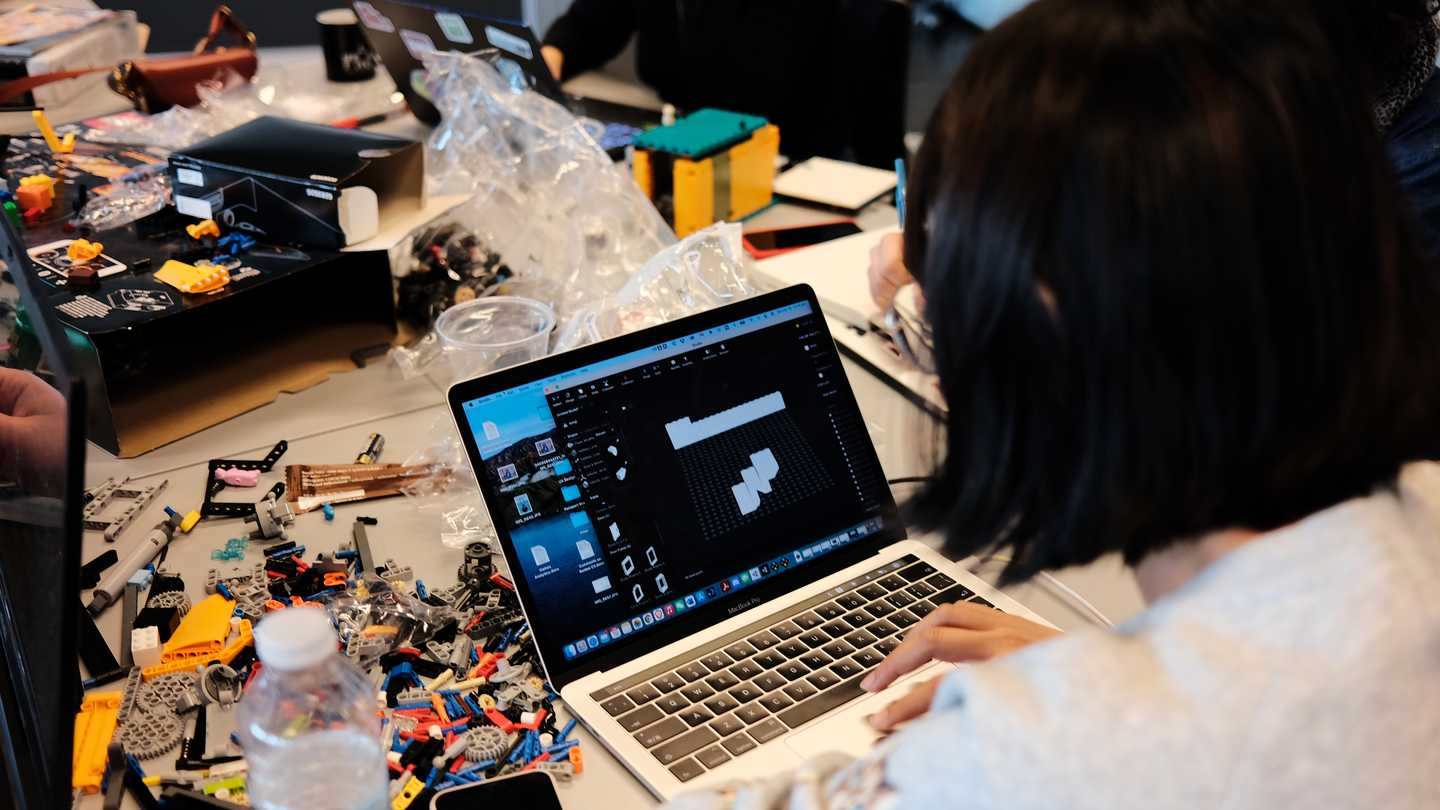 Digital Technology - Careers - LEGO.com US
