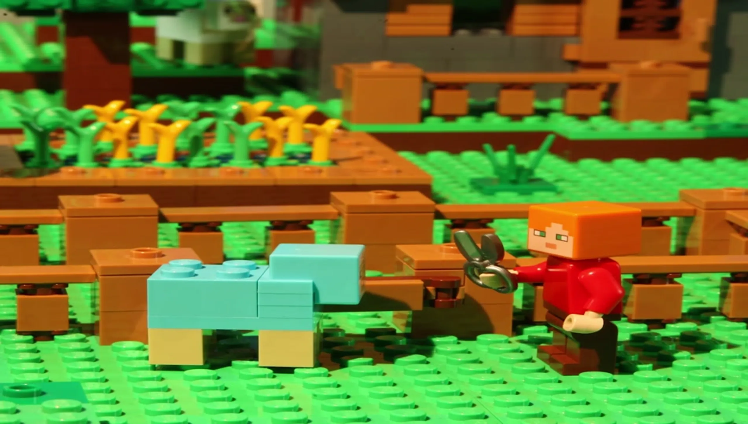 LEGO Minecraft Large Green Action Figure of Dangerous Explosive
