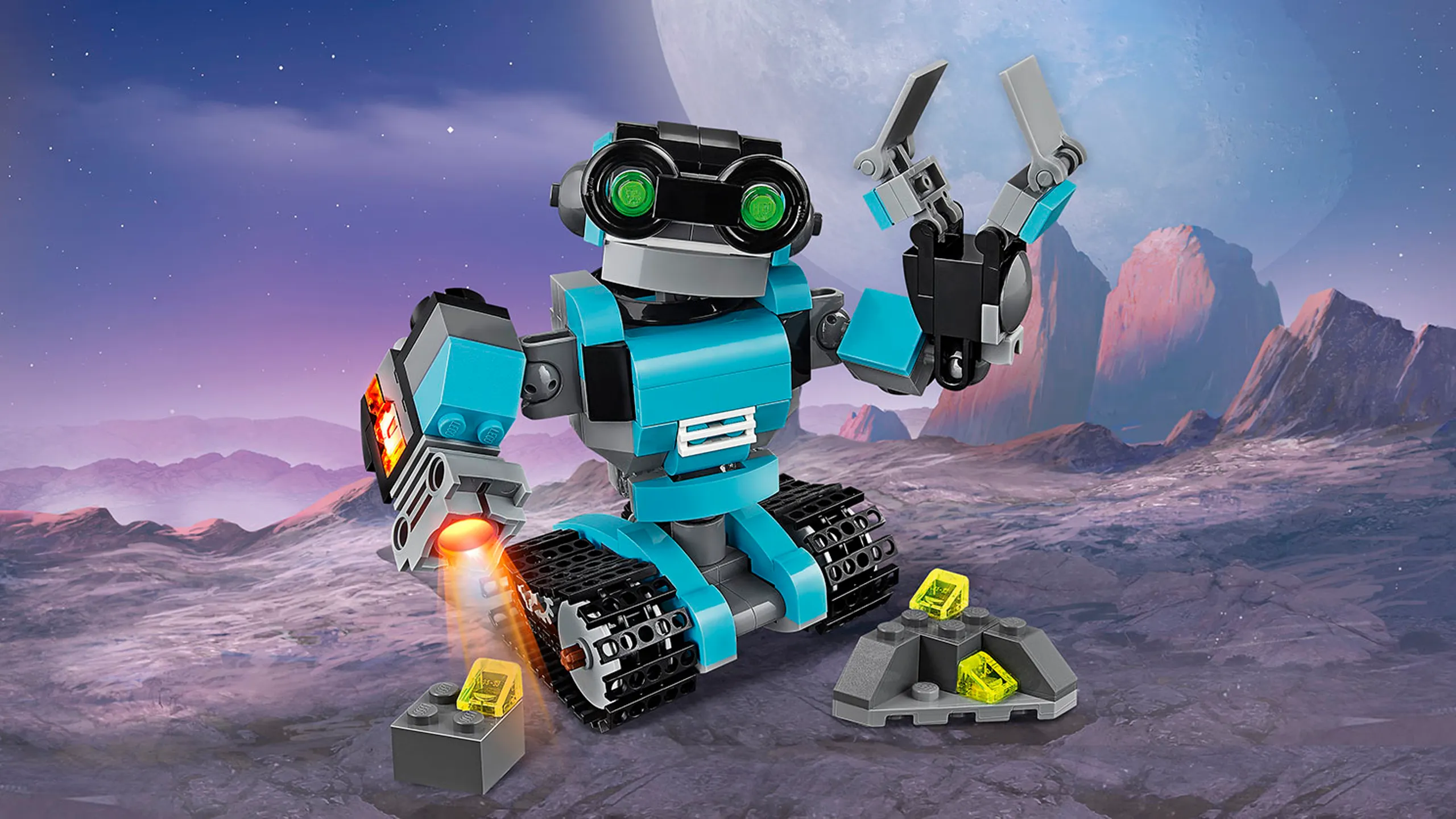 LEGO Creator 3 in 1 - 31062 Robo Explorer - this blue and grey robot investigates the surface and materials of a foreign planet.