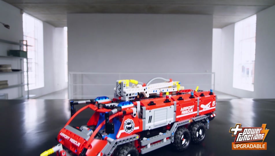 Hack the… Pulley - LEGO® Technic™ Videos -  for kids
