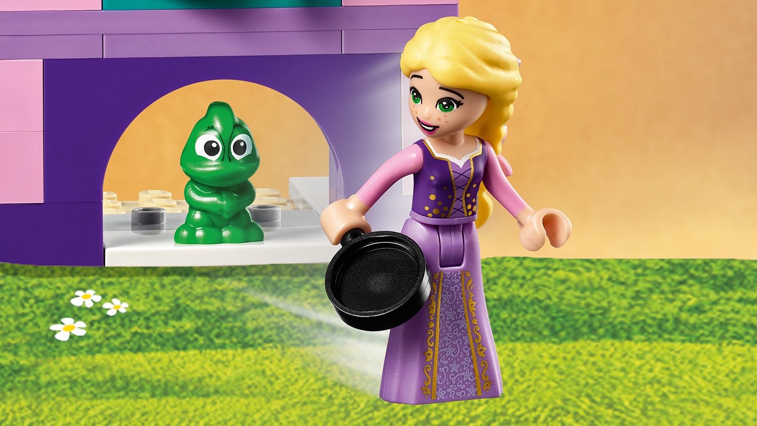 virksomhed Optagelsesgebyr effektiv Rapunzel's Castle Bedroom 41156 - LEGO® | Disney Sets - LEGO.com for kids
