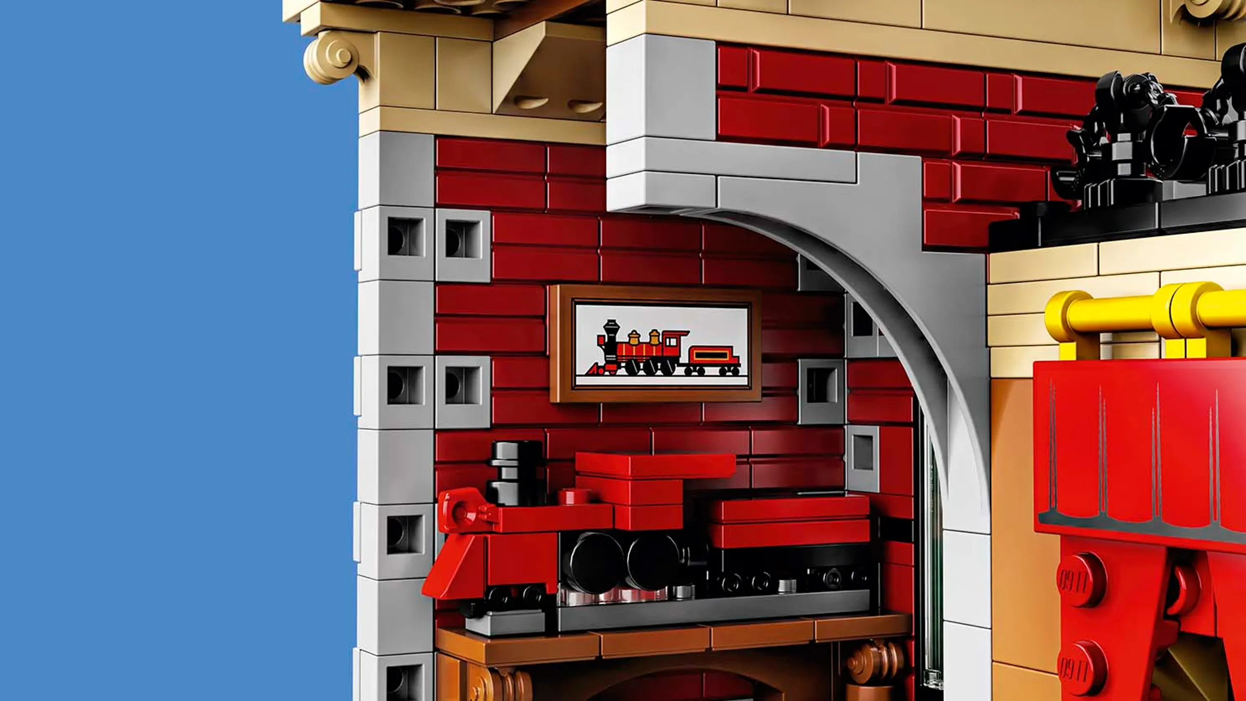 Disney Train and Station - Videos - LEGO.com for kids
