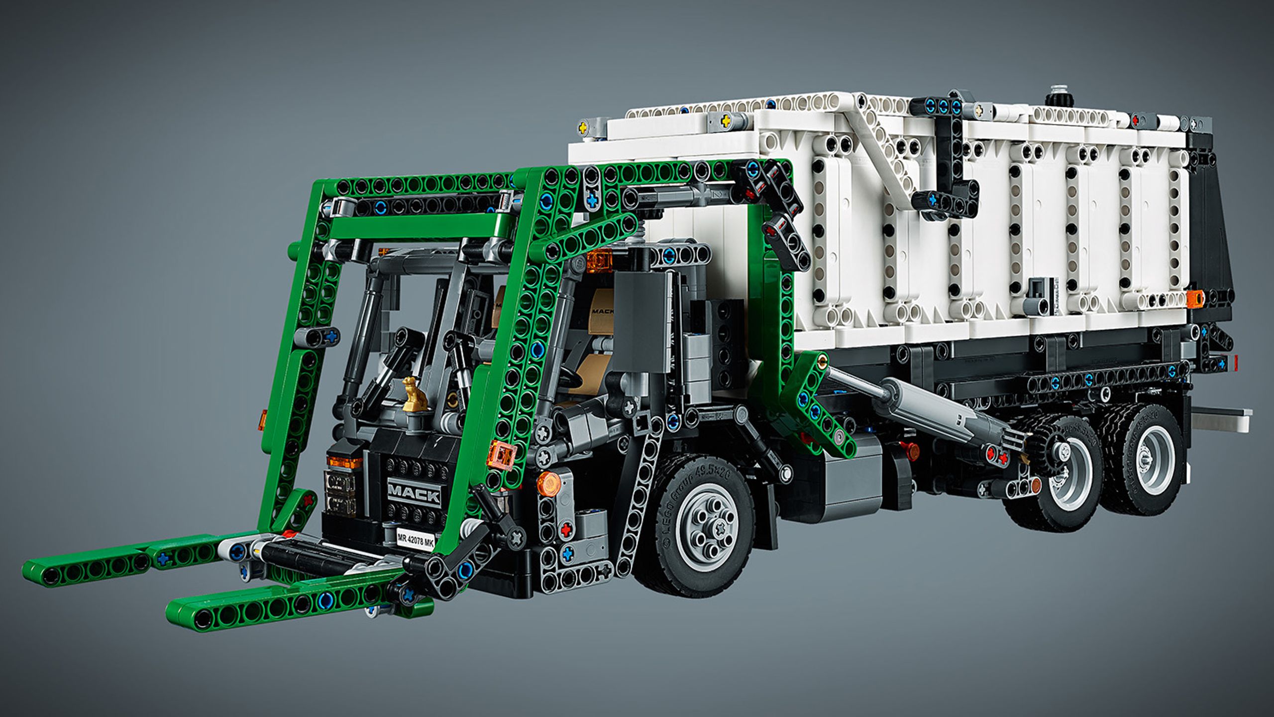 LEGO_42078_WEB_SEC06_1488.jpg? 