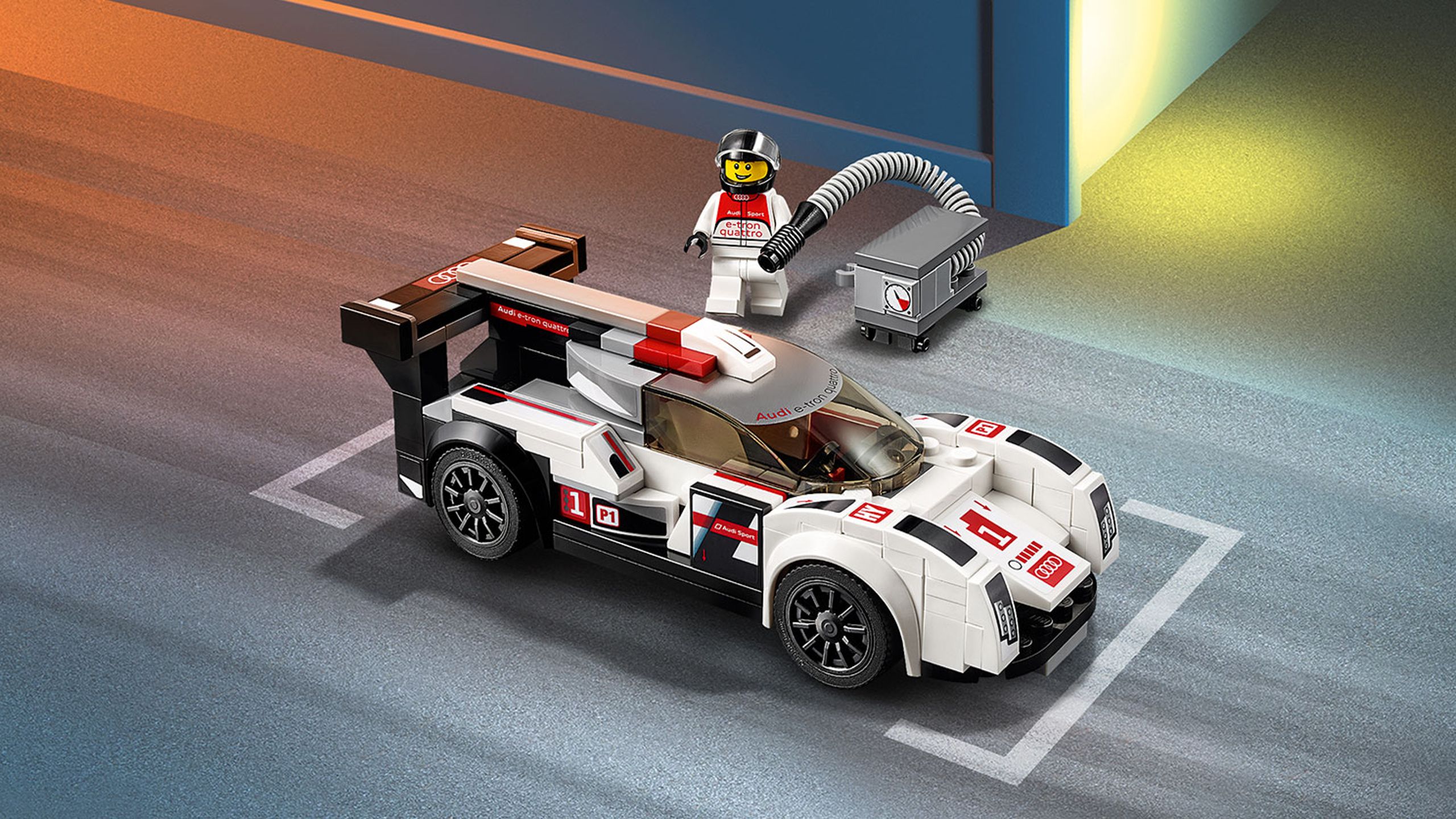 アウディ R18 e-tron クワトロ - ビデオ - LEGO.comキッズ