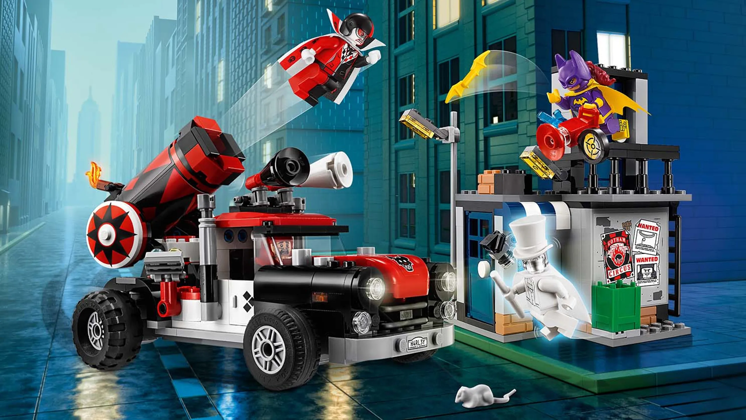 LEGO Batman Movie Harley Quinn Cannonball Attack - 70921 - Harley Quinn are using her cannon car to fight Batgirl, Crazy Quilt and Gentleman Ghost using herself as a cannonball