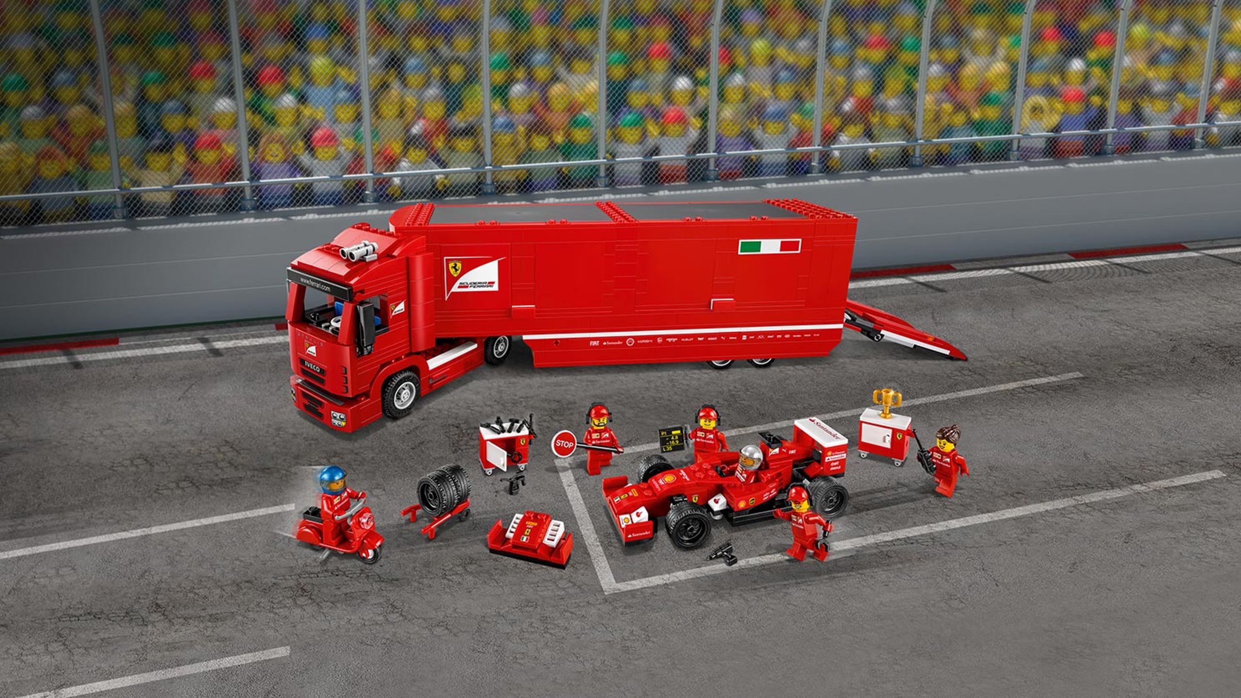 F14 T & スクーデリア・フェラーリ トラック - ビデオ - LEGO.comキッズ