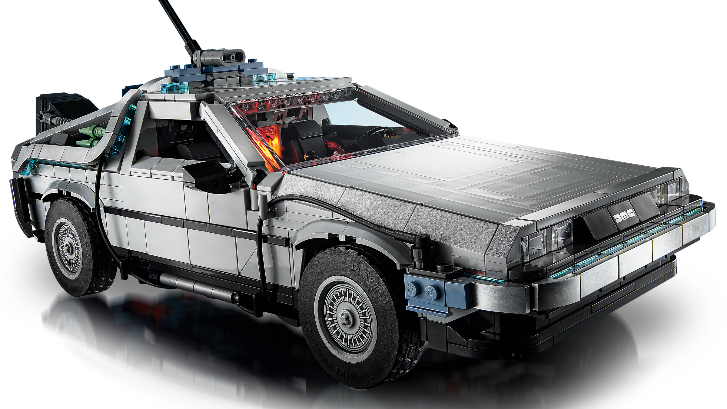 LEGO La machine à remonter le temps de Retour vers le futur 10300, vue officielle du set