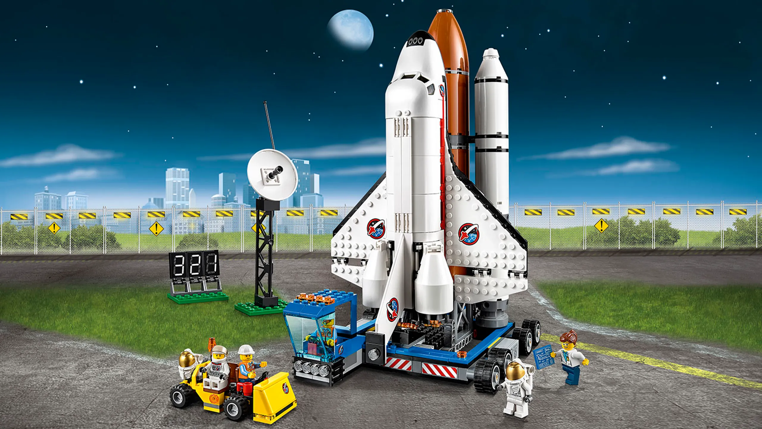 LEGO City Space shuttle, ground crew and astronaut minifigures - Spaceport 60080