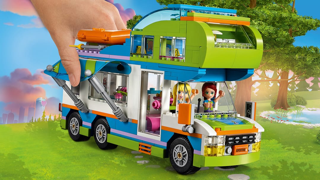 Mia's Camper Van - Videos - LEGO.com for kids