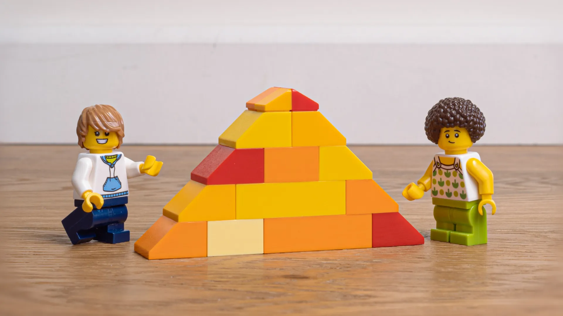 Trust building with your friend | LEGO.com for families