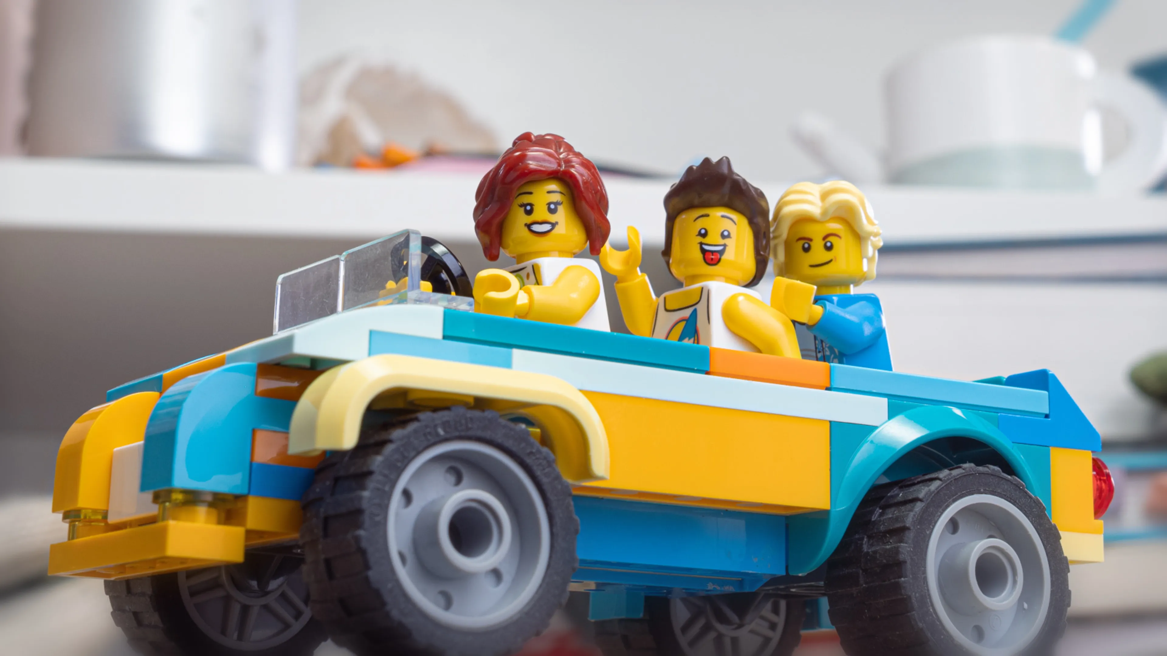 Ta med vennene dine på en LEGO® biltur