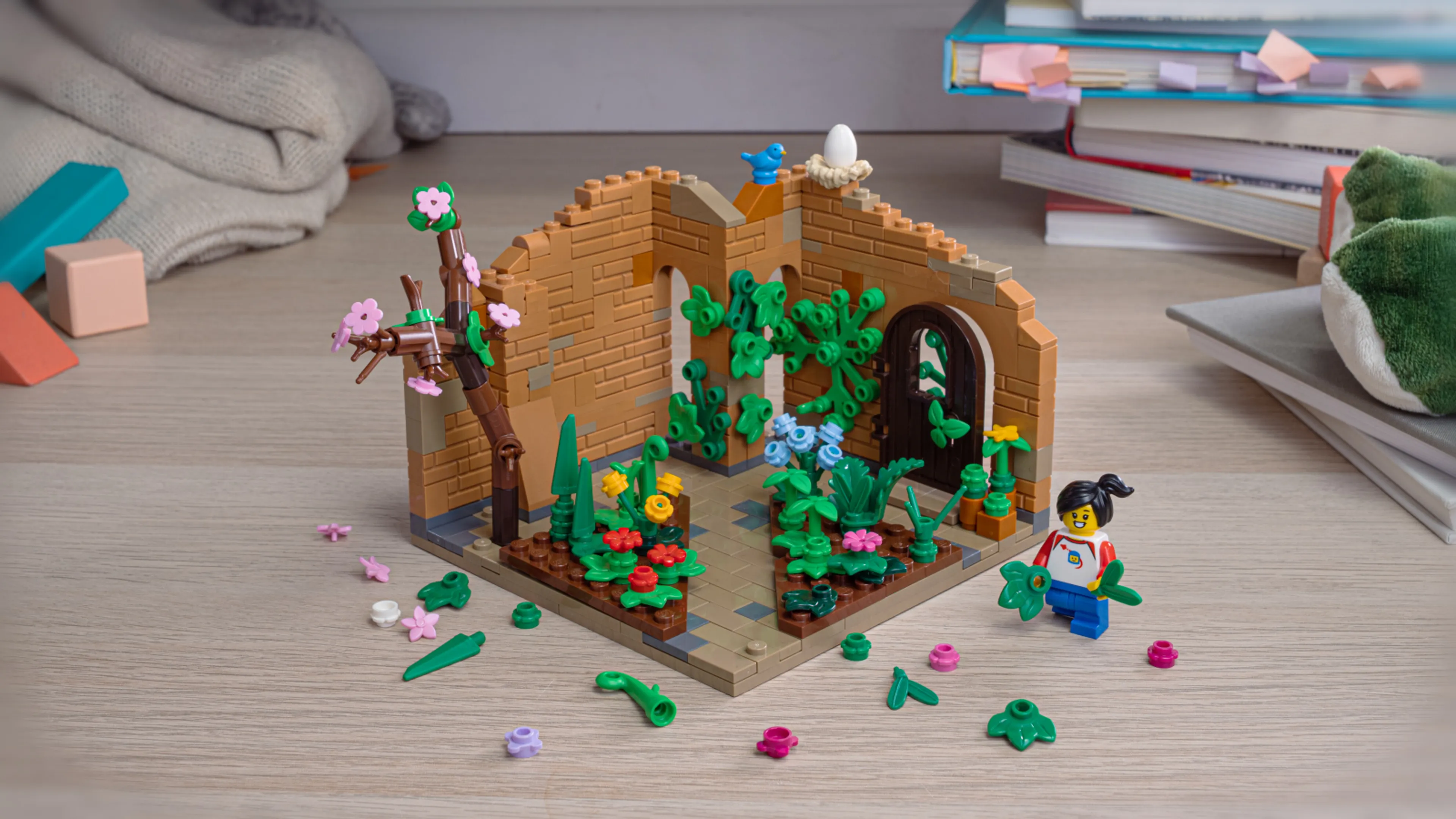 Leg einen LEGO® Frühlingsgarten an