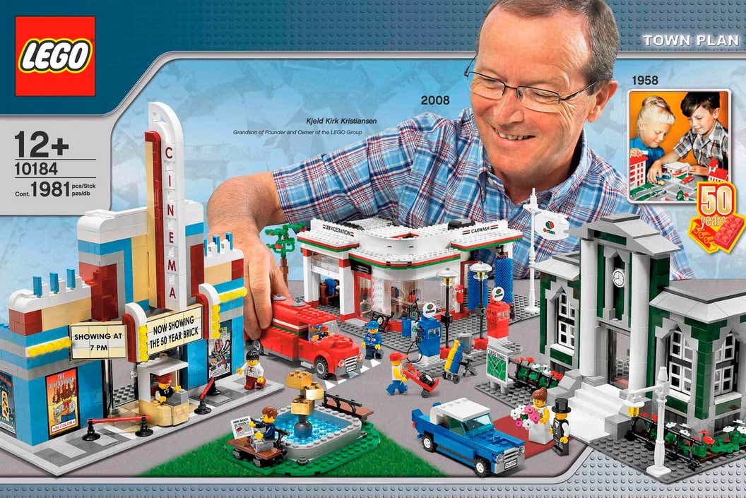 City - History - LEGO.com US
