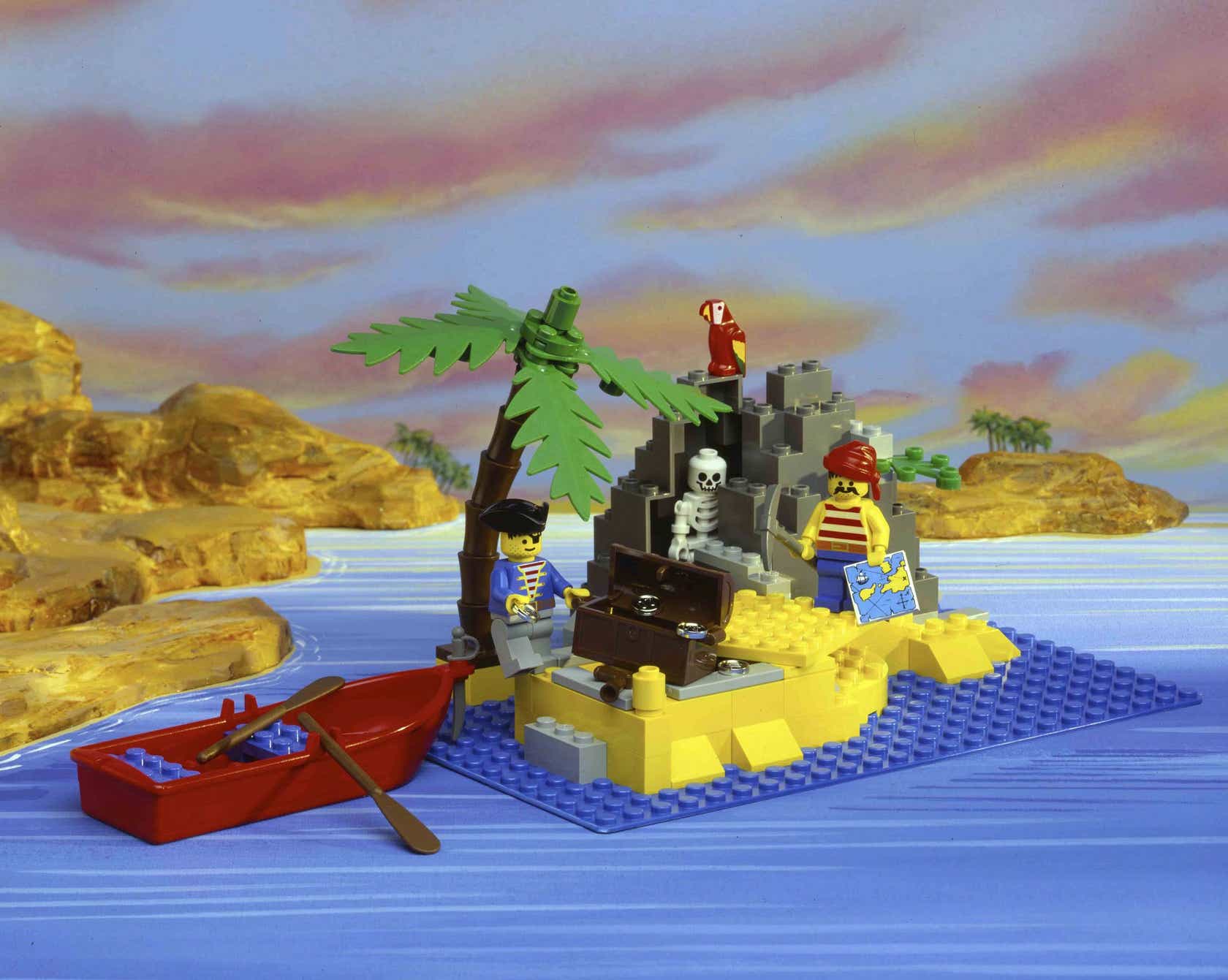 LEGO® Pirates LEGO® History US