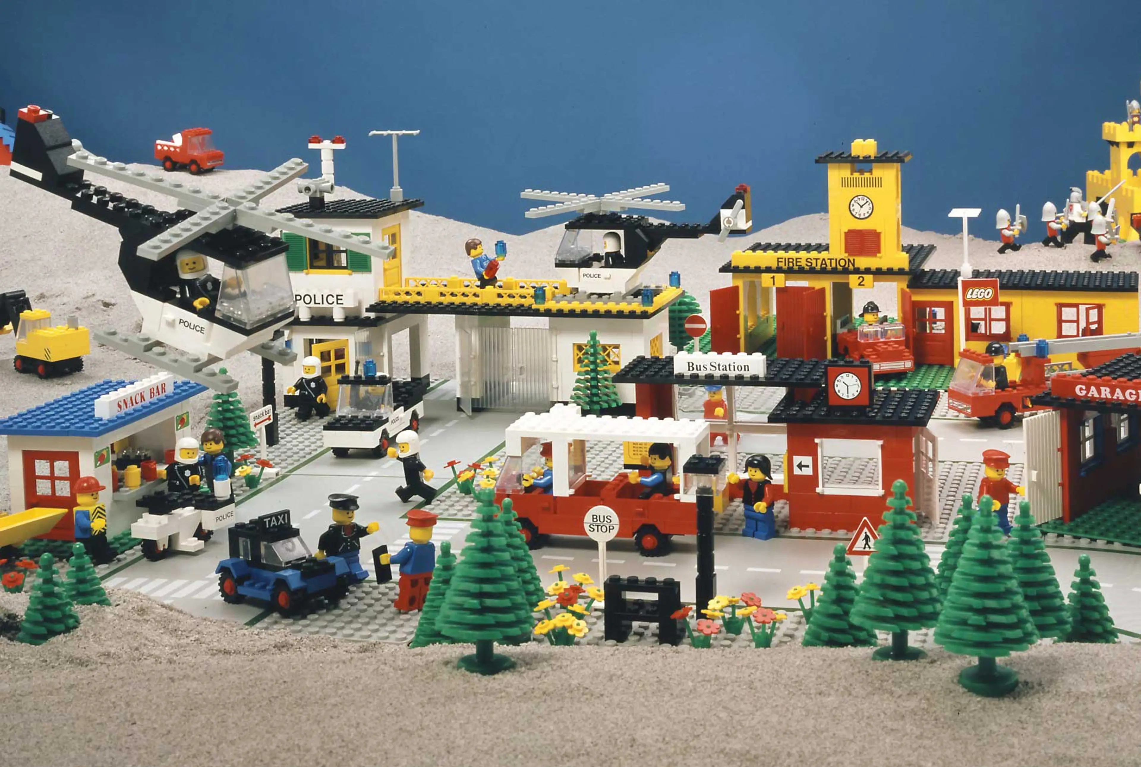 Environment with various LEGOLAND Town sets