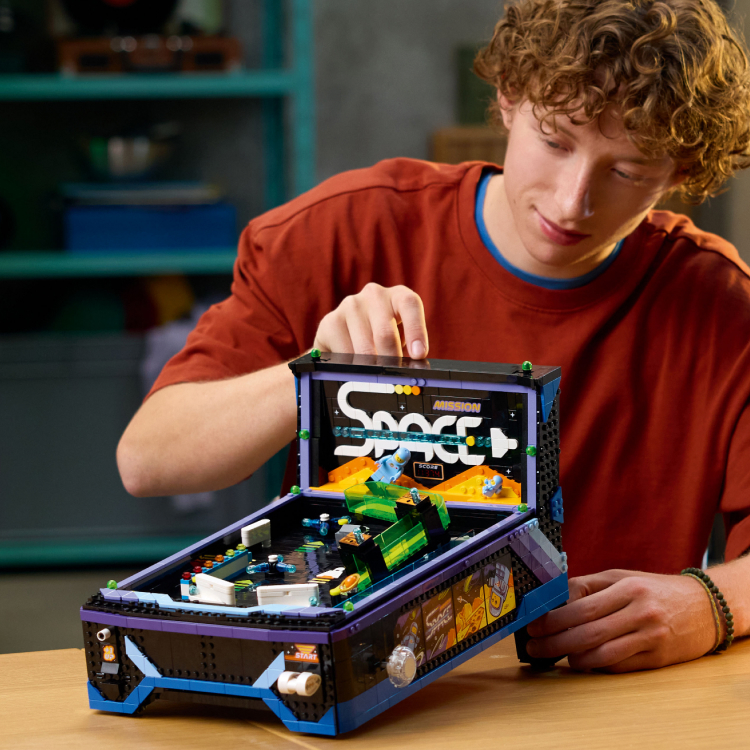 Game on with the New LEGO® Icons Arcade Pinball Machine