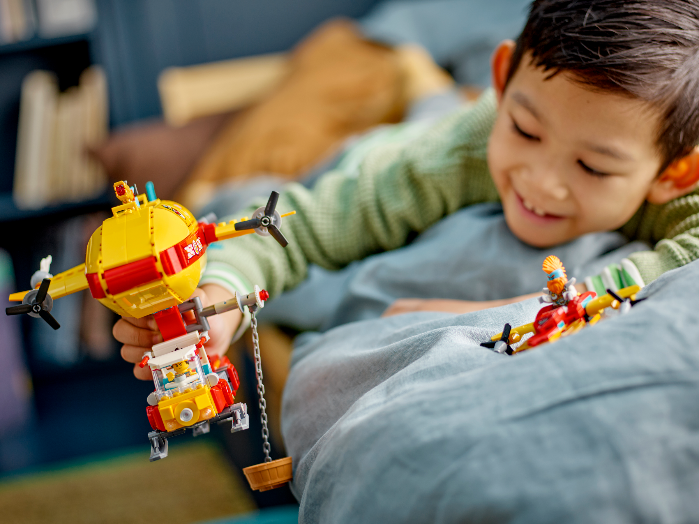 Monkie Kid's Cloud Airship 80046 | Monkie Kid™ | Buy online at the