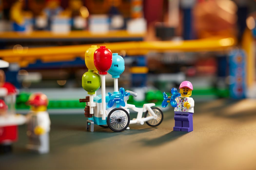 Loop Ride Lego The physics behind our first brick-built roller-coaster with loops ...