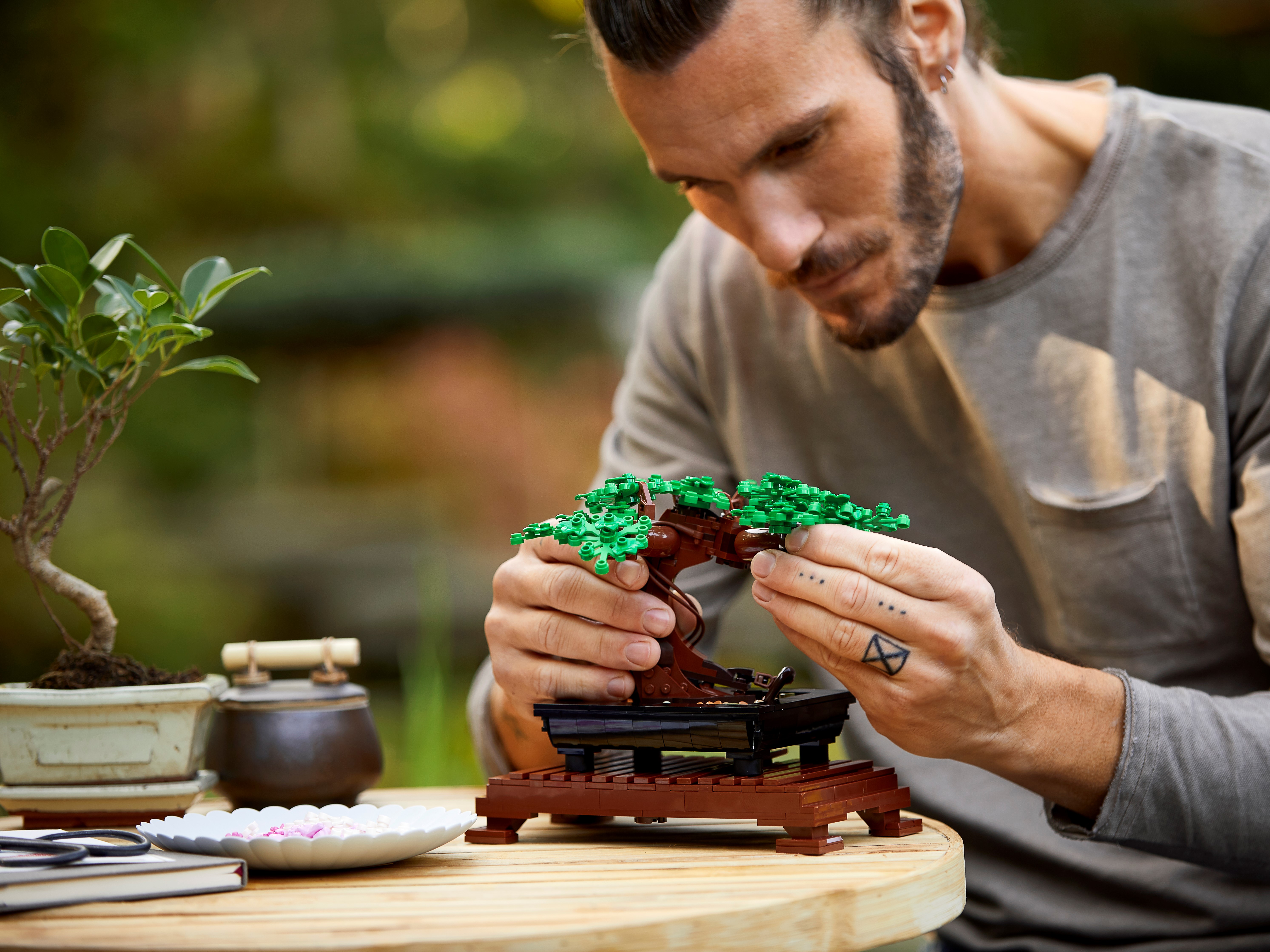 Lego releases flower and bonsai kits to build beautiful pieces of