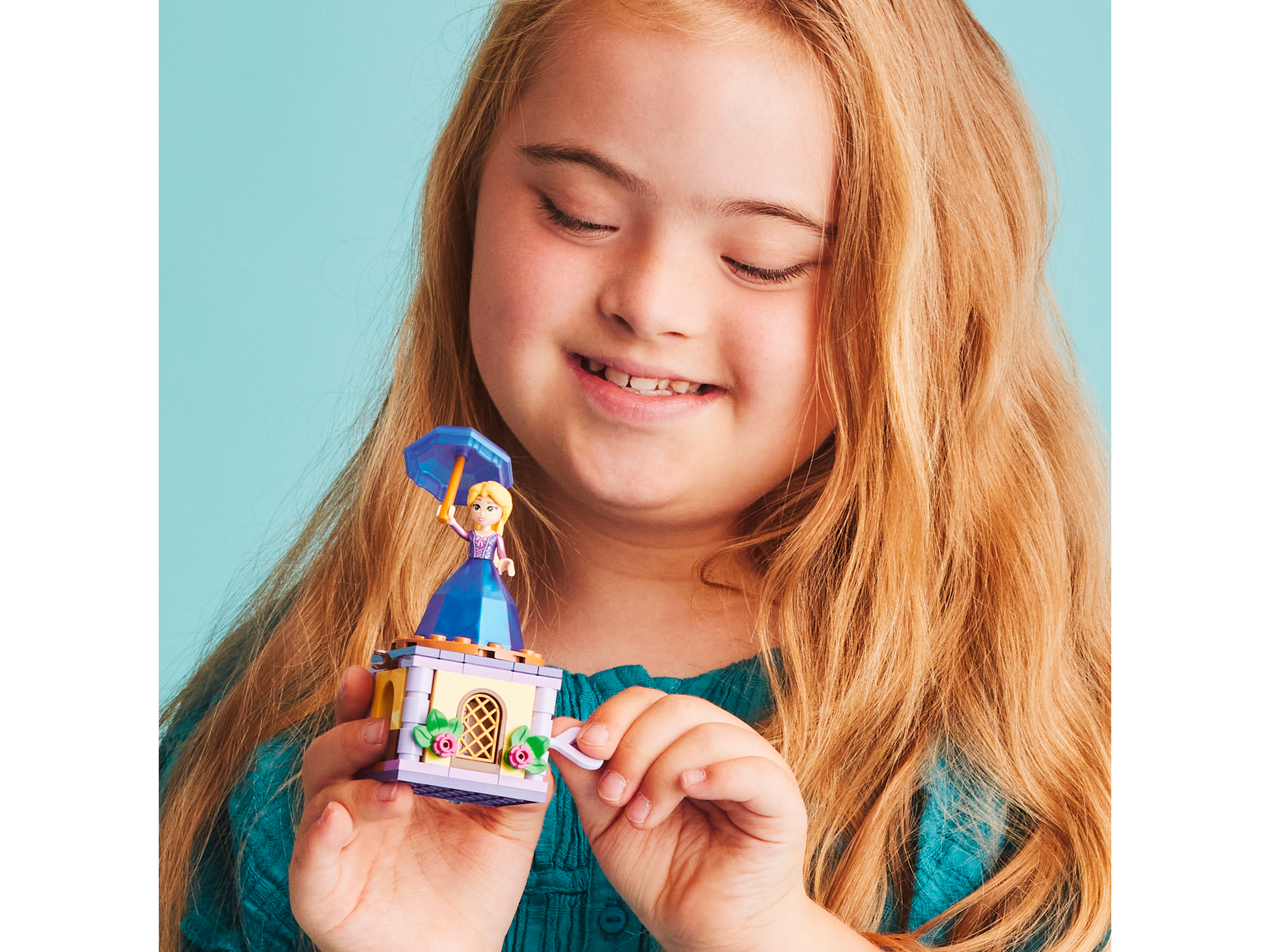 Twirling Rapunzel 43214 | Disney™ | Buy online at the