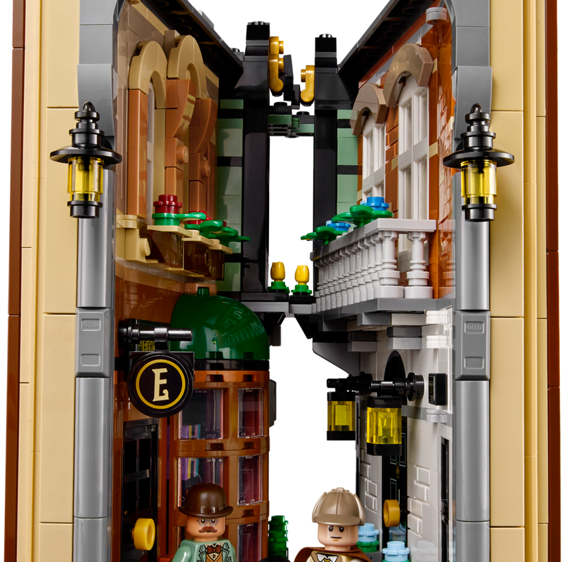 Sherlock Holmes: Book Nook