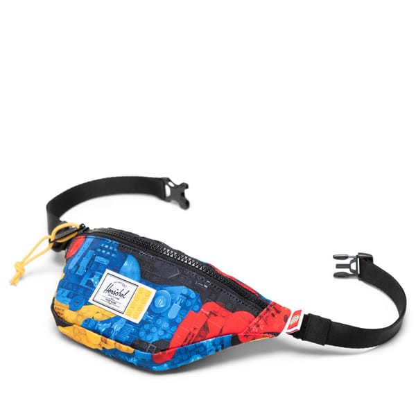 Herschel Heritage™ Hip Pack Little Herschel – Scavenger Hunt Bricks - Image 4
