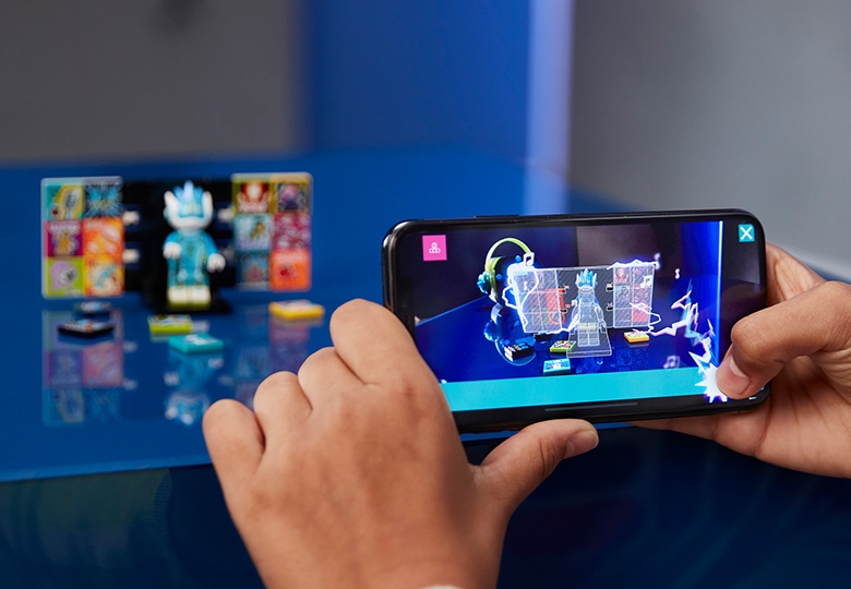 Alien DJ BeatBox 43104 | VIDIYO™ | Buy online at the Official LEGO