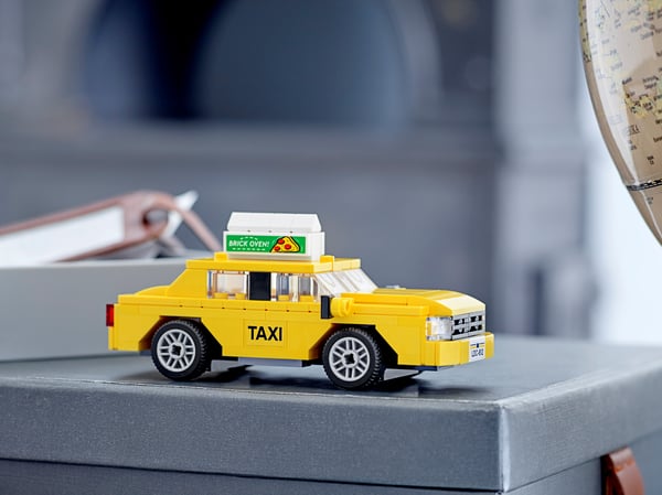 LEGO 40468 Le taxi jaune — visuel 5 sur 7