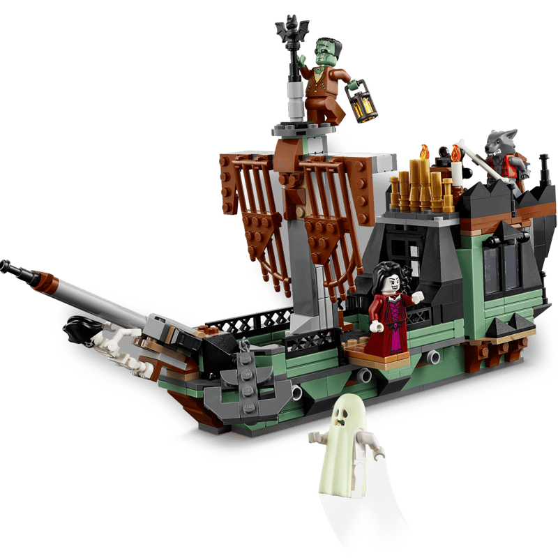 Haunted Mansion 31167 | Creator 3-in-1 | Buy online at the Haunted Mansion 31167 | Creator 3-in-1 | Buy online at the