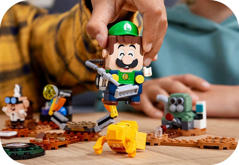 Lego Luigi Mansion Suit Luigi's Mansion™ Lab And Poltergust