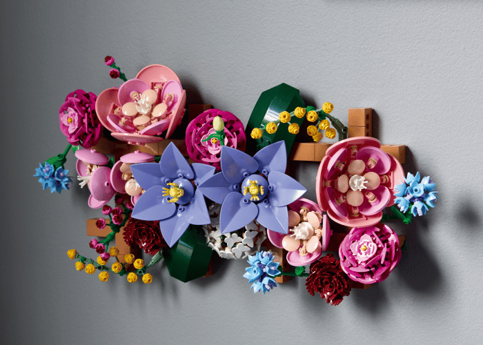 Wild and wonderful gifts for nature lovers | Official LEGO® Shop US