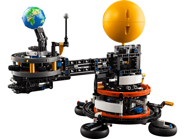LEGO 42179 La planète Terre et la Lune en orbite