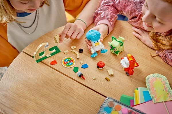 SMART Play™: Sprigatito, Fuecoco and Quaxly Battle - Image 11