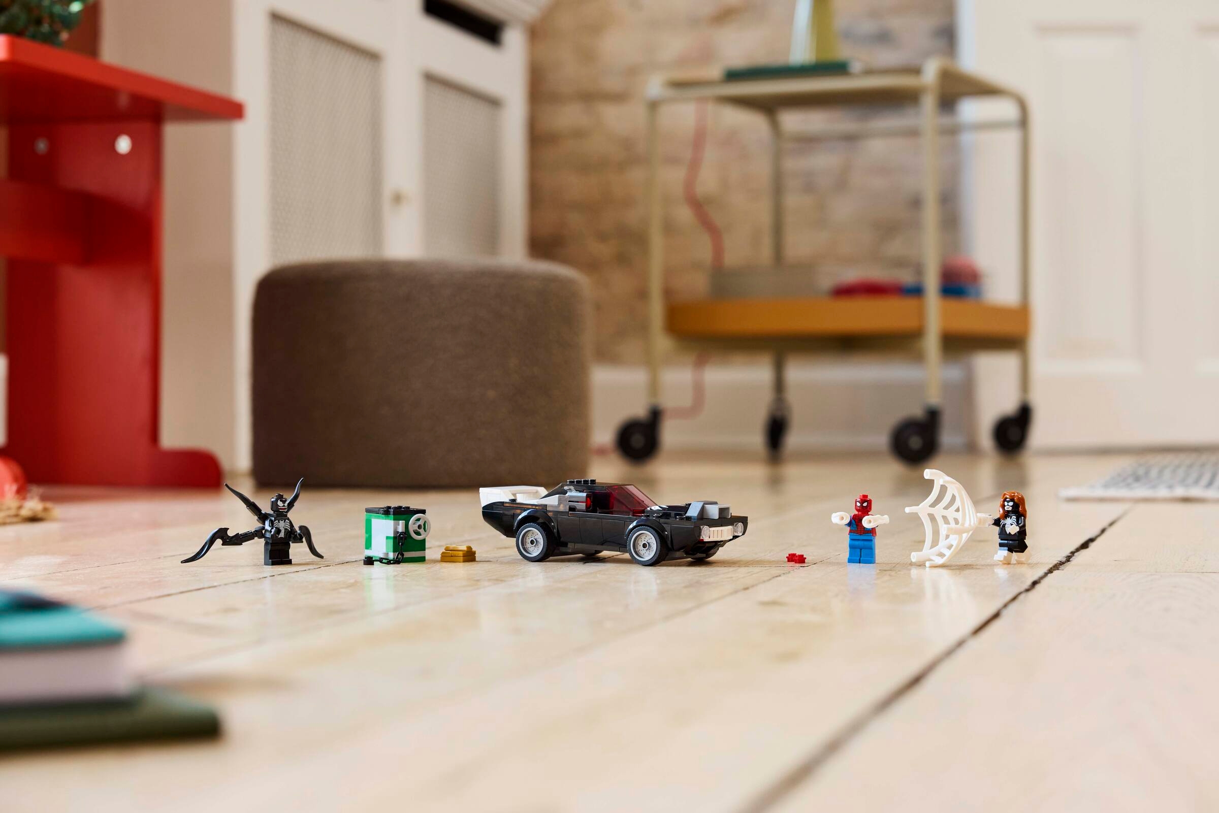 Spider-Man vs. Venom Muscle Car 76309 | Marvel | Buy online at the