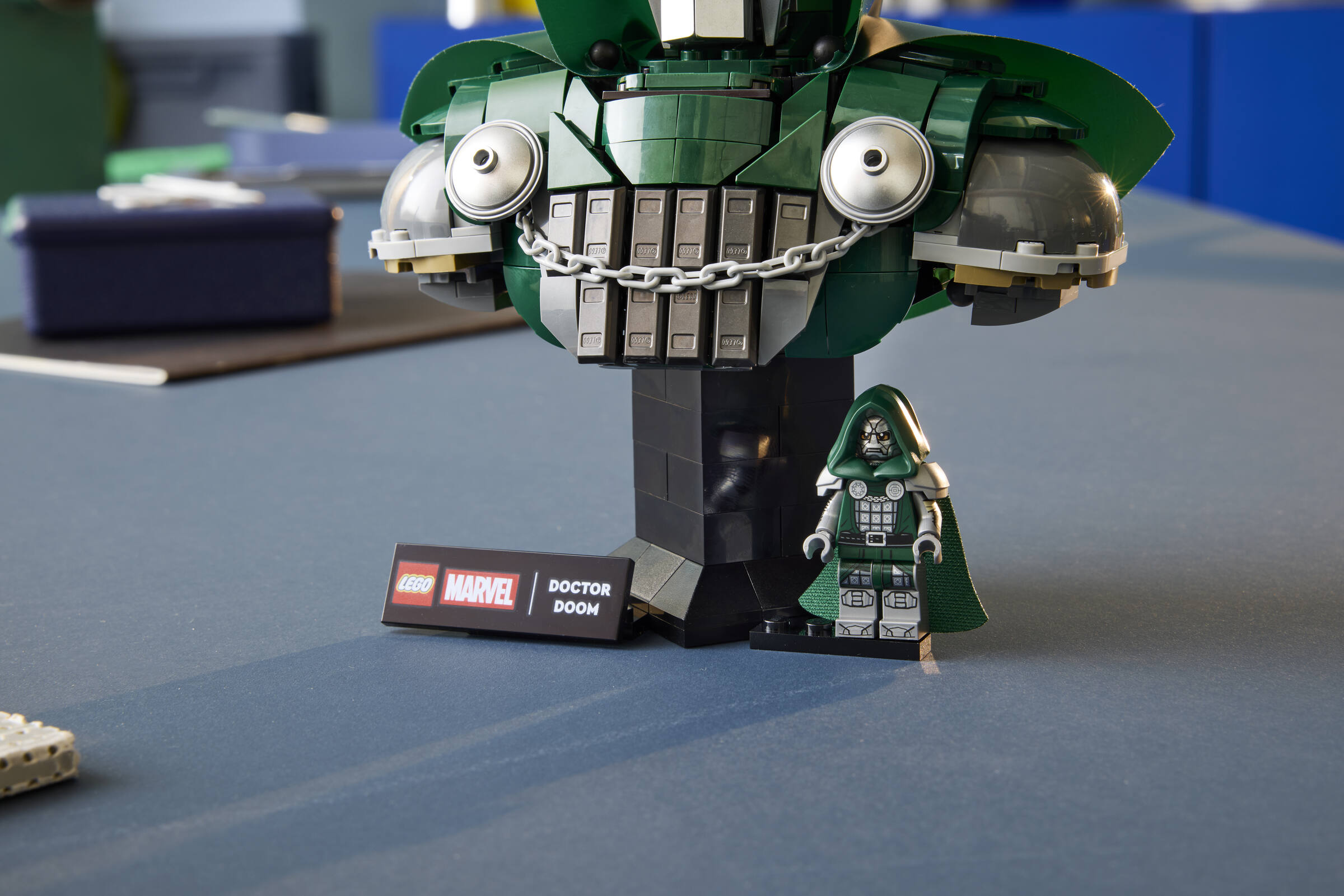Doctor Doom Bust 76345 | Marvel | Buy online at the Official LEGO
