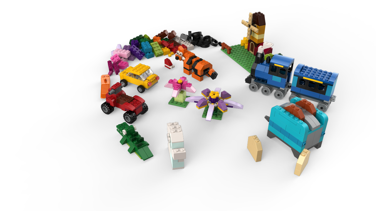 LEGO® Medium Creative Brick Box - Image 4
