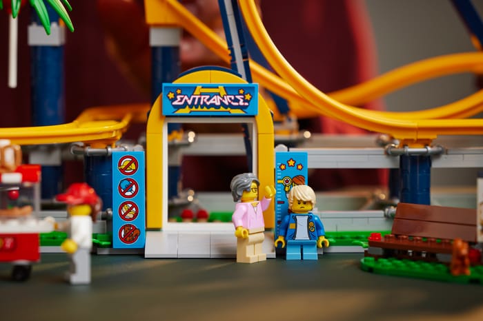 Loop Ride Lego The physics behind our first brick-built roller-coaster with loops ...