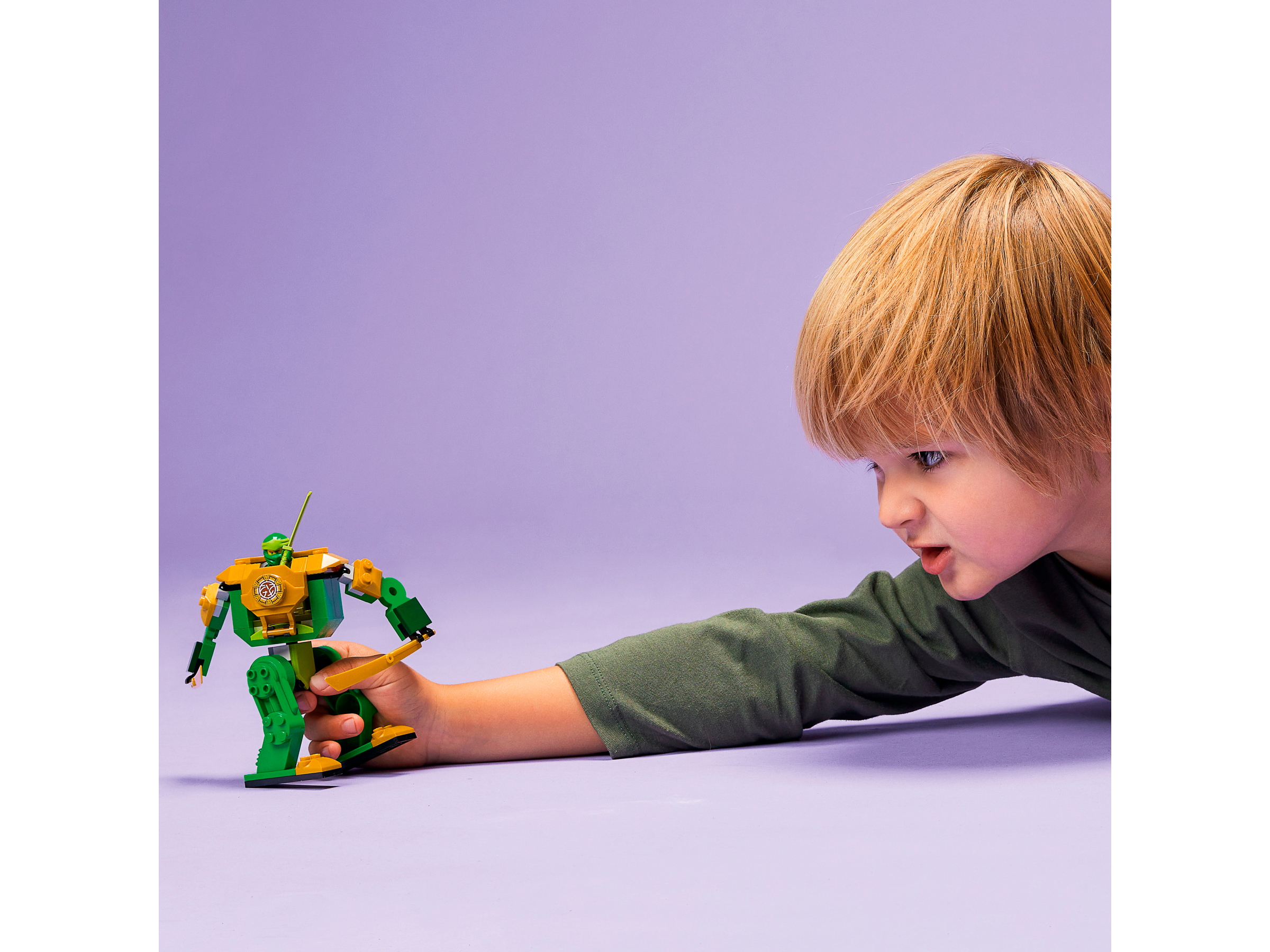 Lloyd's Ninja Mech 71757 | NINJAGO® | Buy online at the Official
