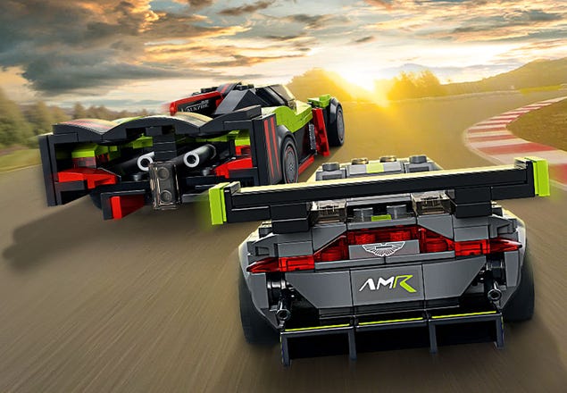 LEGO Speed Champions Aston Martin Valkyrie AMR Pro and Aston