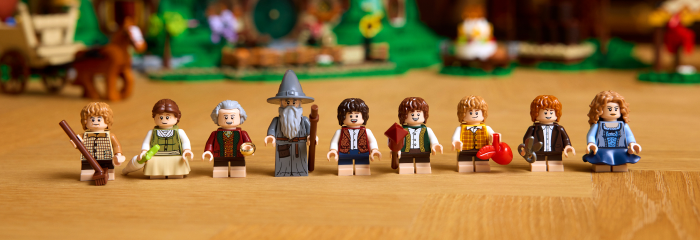 Sean Astin takes a tour around the new LEGO® Icons The Lord of the