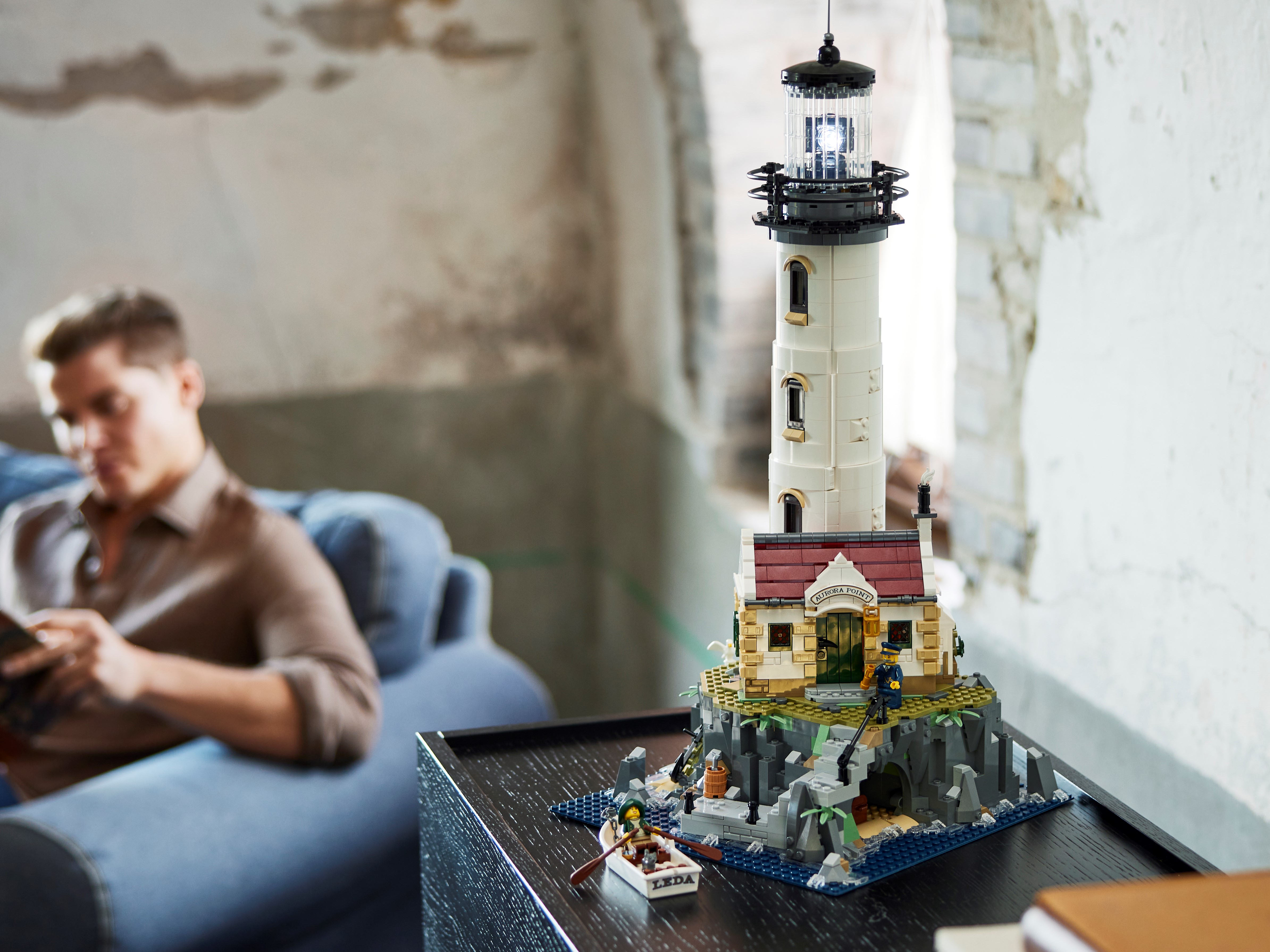 Lighthouse 21335 Ideas | Buy online at the Official LEGO® US