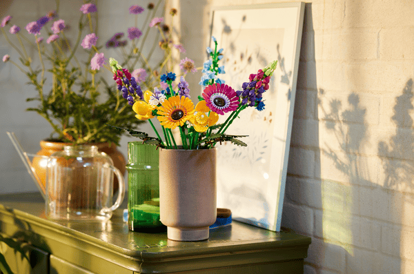 LEGO 10313 Bouquet de fleurs sauvages — visuel 3 sur 8