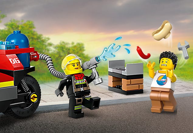 Lego - LEGO® City - La caserne des pompiers - 60110 - Briques Lego - Rue du  Commerce
